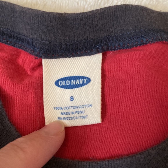 Old navy voyage style tank top. Size small - Picture 3 of 4